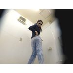 隠撮 OLクレーム対処中お漏らし3 ～退席不能…醜態を晒す大失禁女たち～